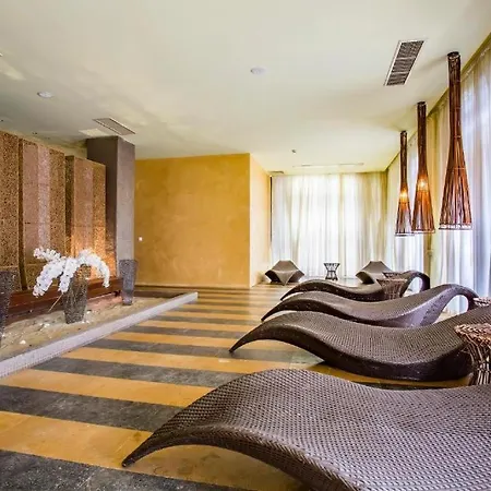 Barcelo Royal Private * ساني بيتش