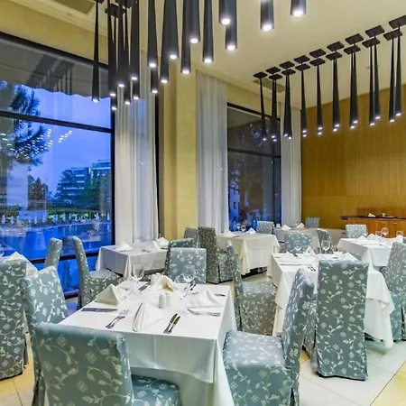 Barcelo Royal Private * ساني بيتش
